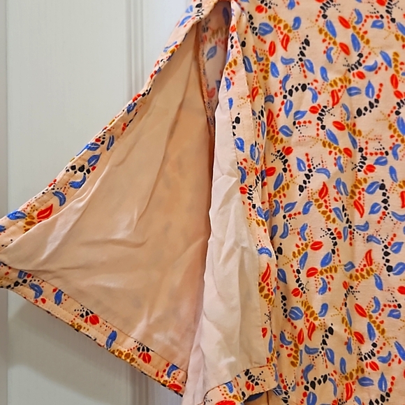 Free People Peach Floral Printed Virginia Romper with/ Open Back Size 6 - Picture 14 of 16